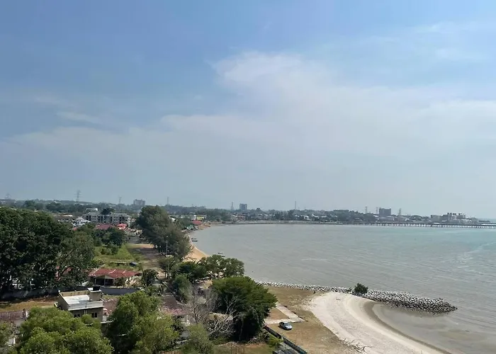 Port Dickson -Glory Beach Resort “Seaview” Unit~~
