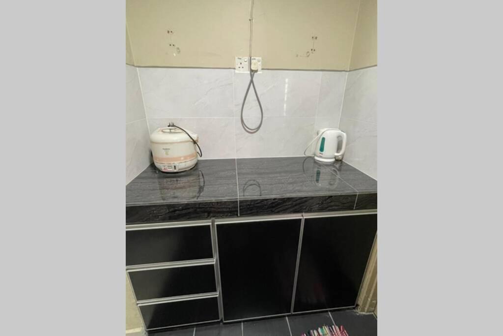 -glory “seaview” Unit~~ Apartment